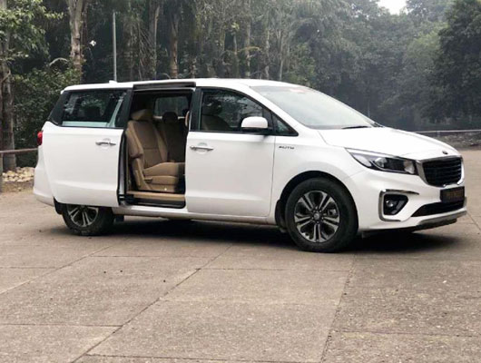 Kia Carnival Premium 8 STR Dsl