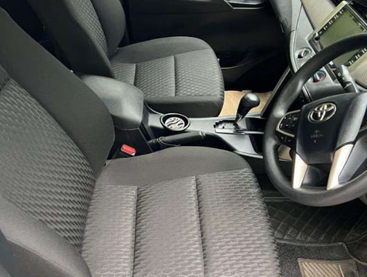 Toyota Innova Crysta MT Dsl