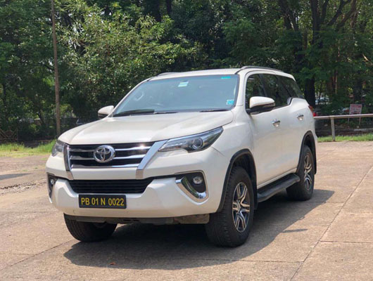 Toyota Fortuner 4*2 AT Dsl