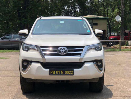 Toyota Fortuner 4*4 AT Dsl