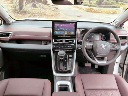 Toyota Innova Hycross Hybrid ZX 7 Seater AT Ptl