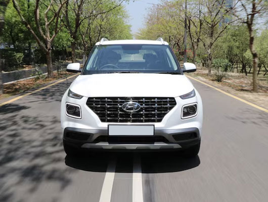 Hyundai Venue S MT Ptl