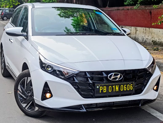 Hyundai I20 Asta MT with Sunroof PTL